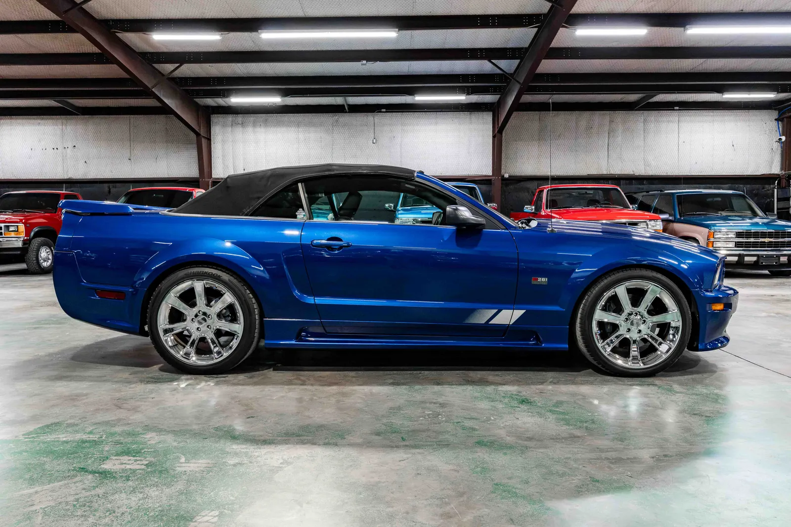 2006-Ford-Mustang-Vista Blue Metallic-1ZVFT85H365Q98953-59.jpg